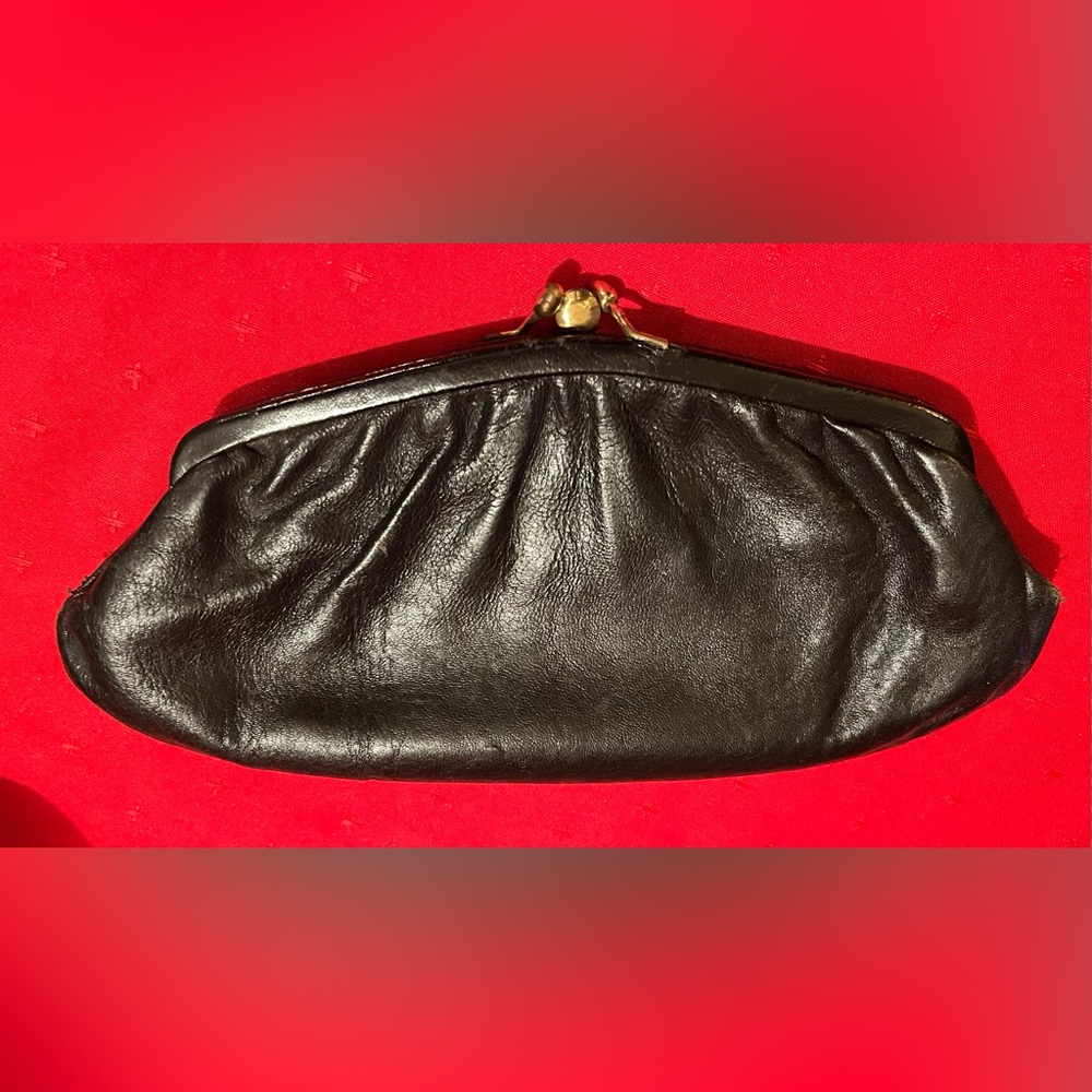 Vintage 1960 Elegant Black Leather Clutch